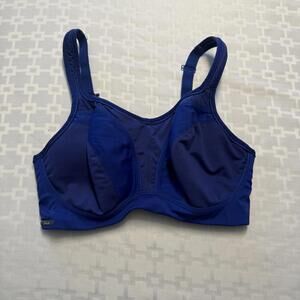 Chantelle 32G High-Impact Multi-way Underwire‎ Sportsbra